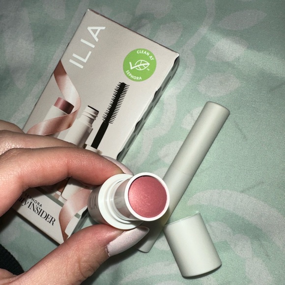 ✨ NEW ILIA Limited Edition Birthday Gift Multi-Stick and Mascara + FREE SAMPLES! - Picture 10 of 12